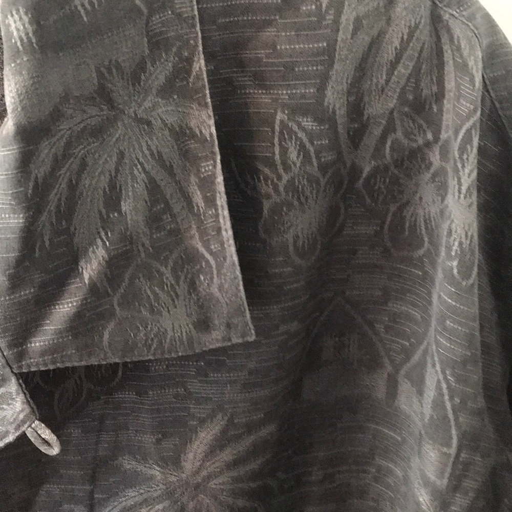 Tommy Bahama short sleeved shirt